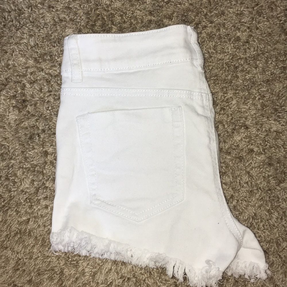 Meet your Posher, Claire